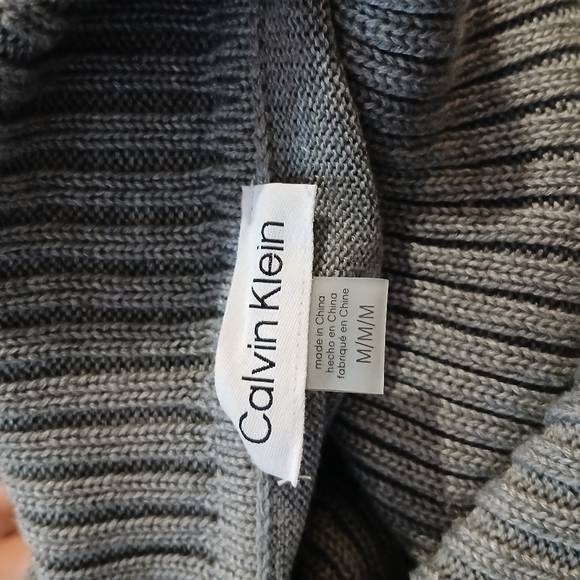 Calvin Klein Gray Fringe Neckline Sweater Dress Size Medium - Picture 7 of 9